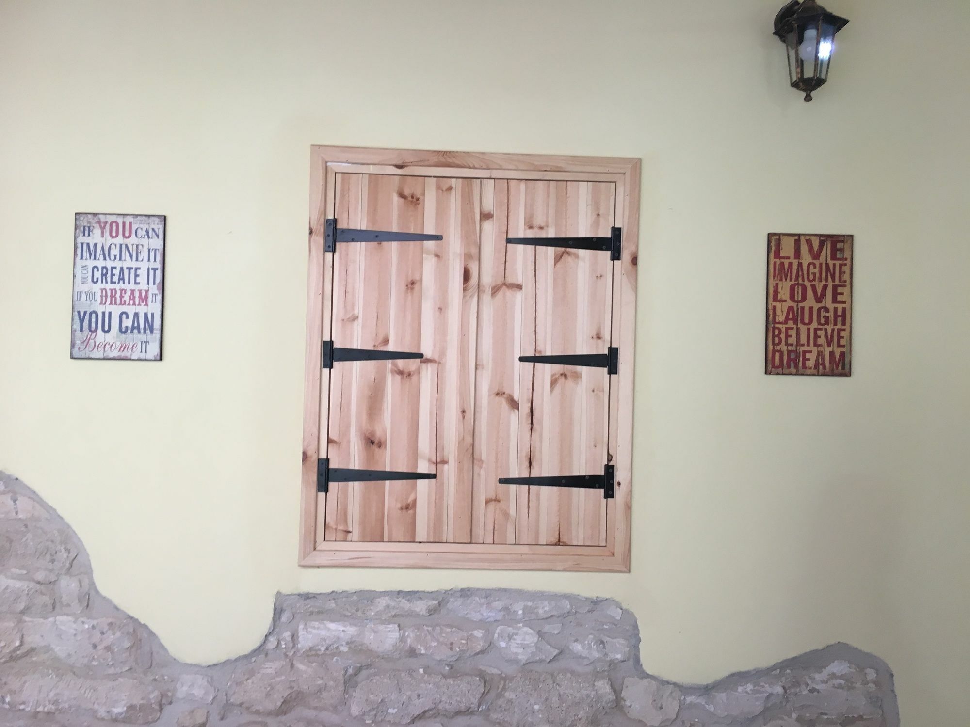 Zouglas App Guesthouse Limassol Exterior foto