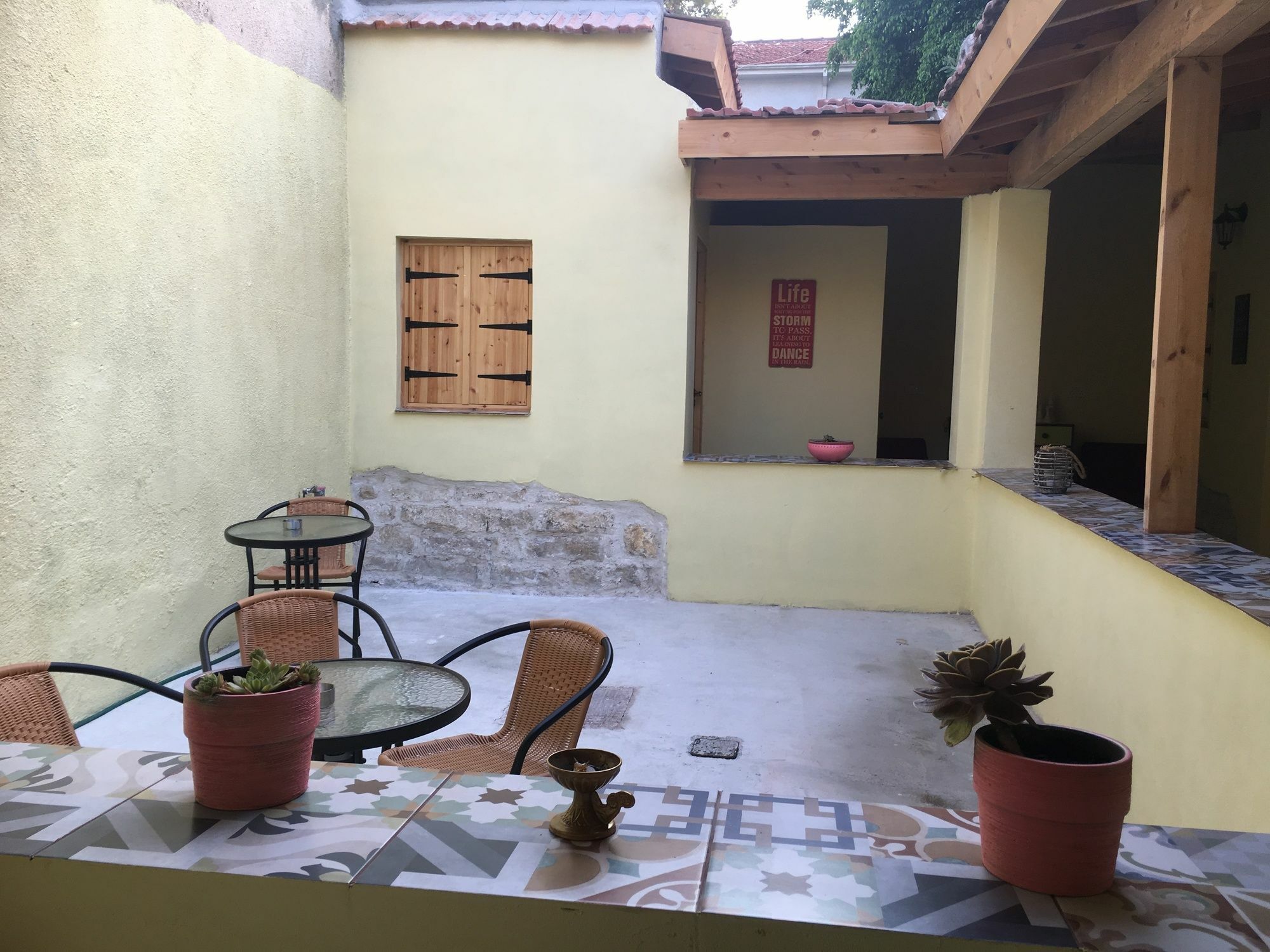 Zouglas App Guesthouse Limassol Exterior foto
